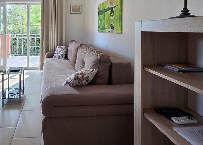 1 Bedroom Cozy In * Orebić