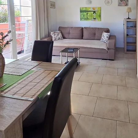 1 Bedroom Cozy In * Orebić